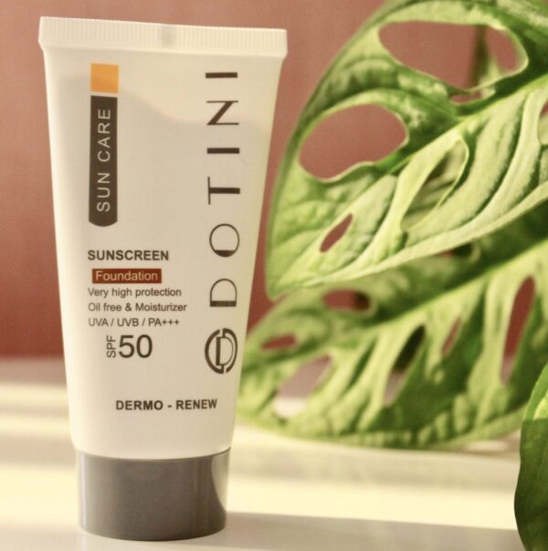ضدآفتاب رنگی فاقد چربی دوتینی spf50 - Image 1